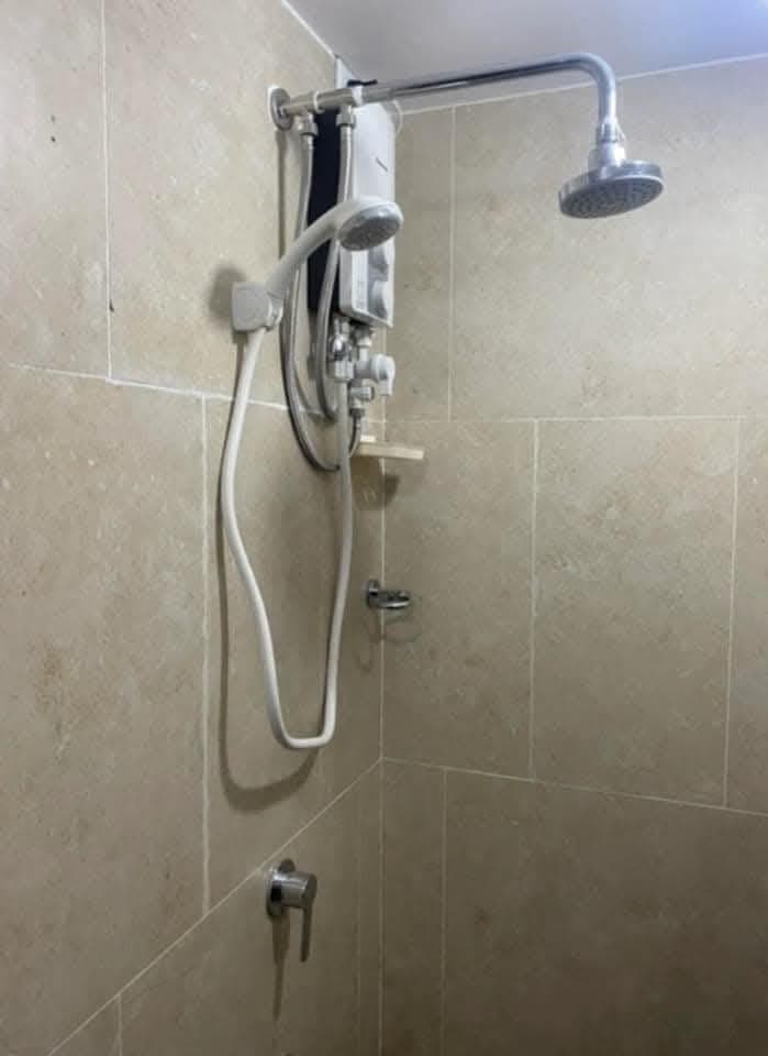 FOR RENT: Furnished 1BR in The Rise Makati - photo 2