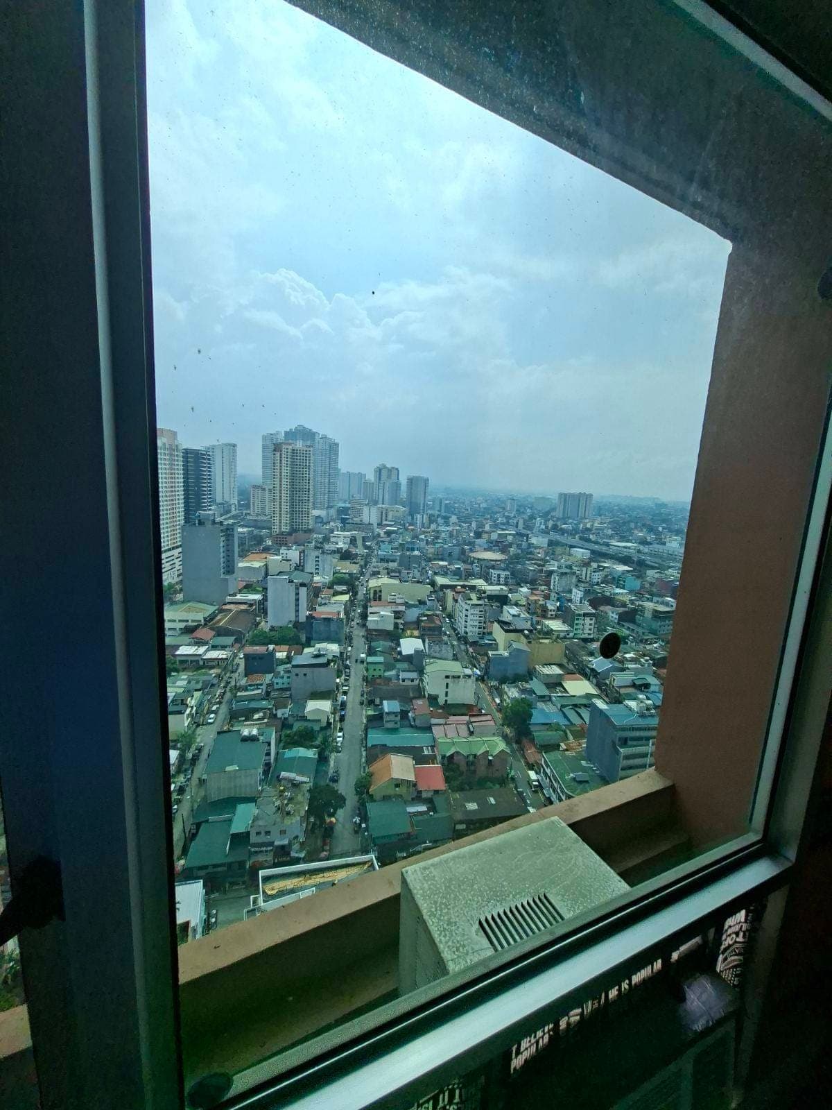 ORIENTAL GARDEN MAKATI CONDO - photo 2