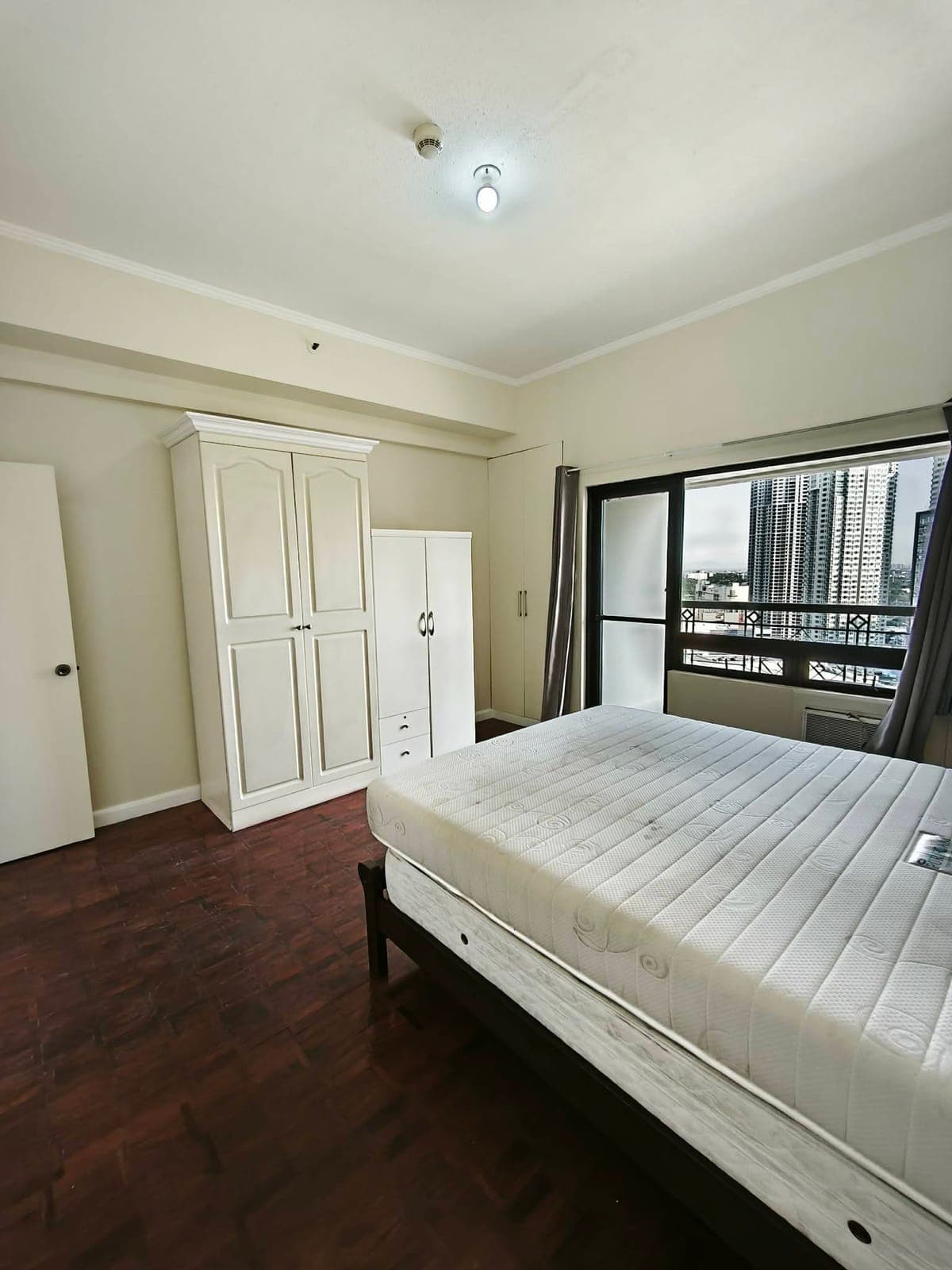 BSA TOWER MAKATI - photo 8