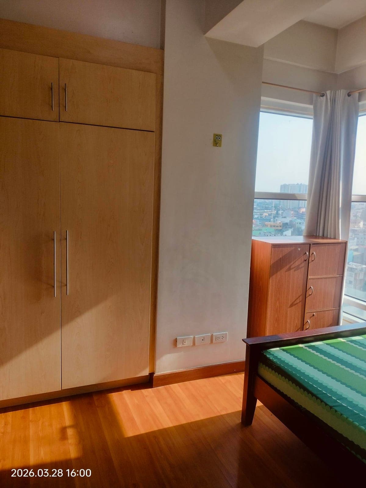 Cond For Rent In Makati - photo 2