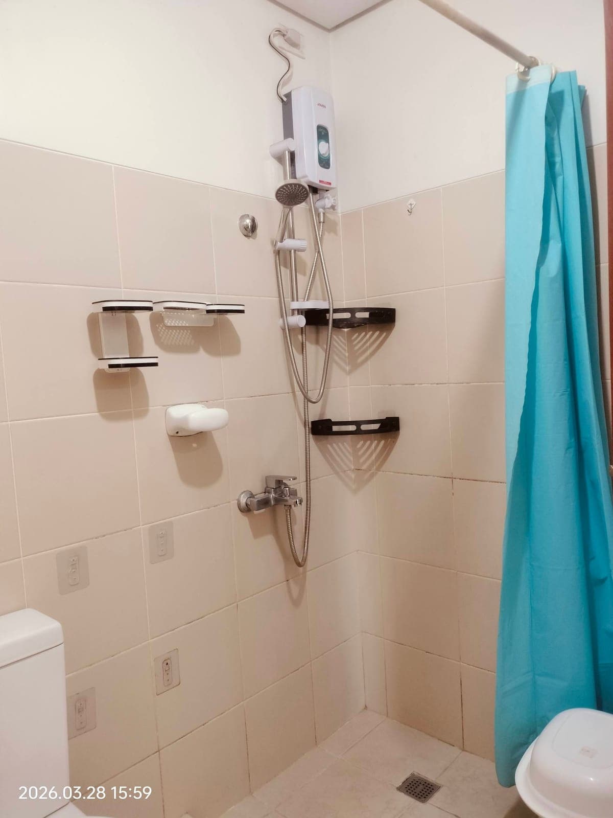 Cond For Rent In Makati - photo 8