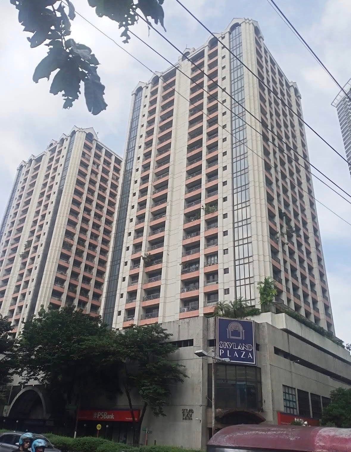 🏢 Spacious Studio Unit 55sqm w/Parking FOR RENT. - photo 5