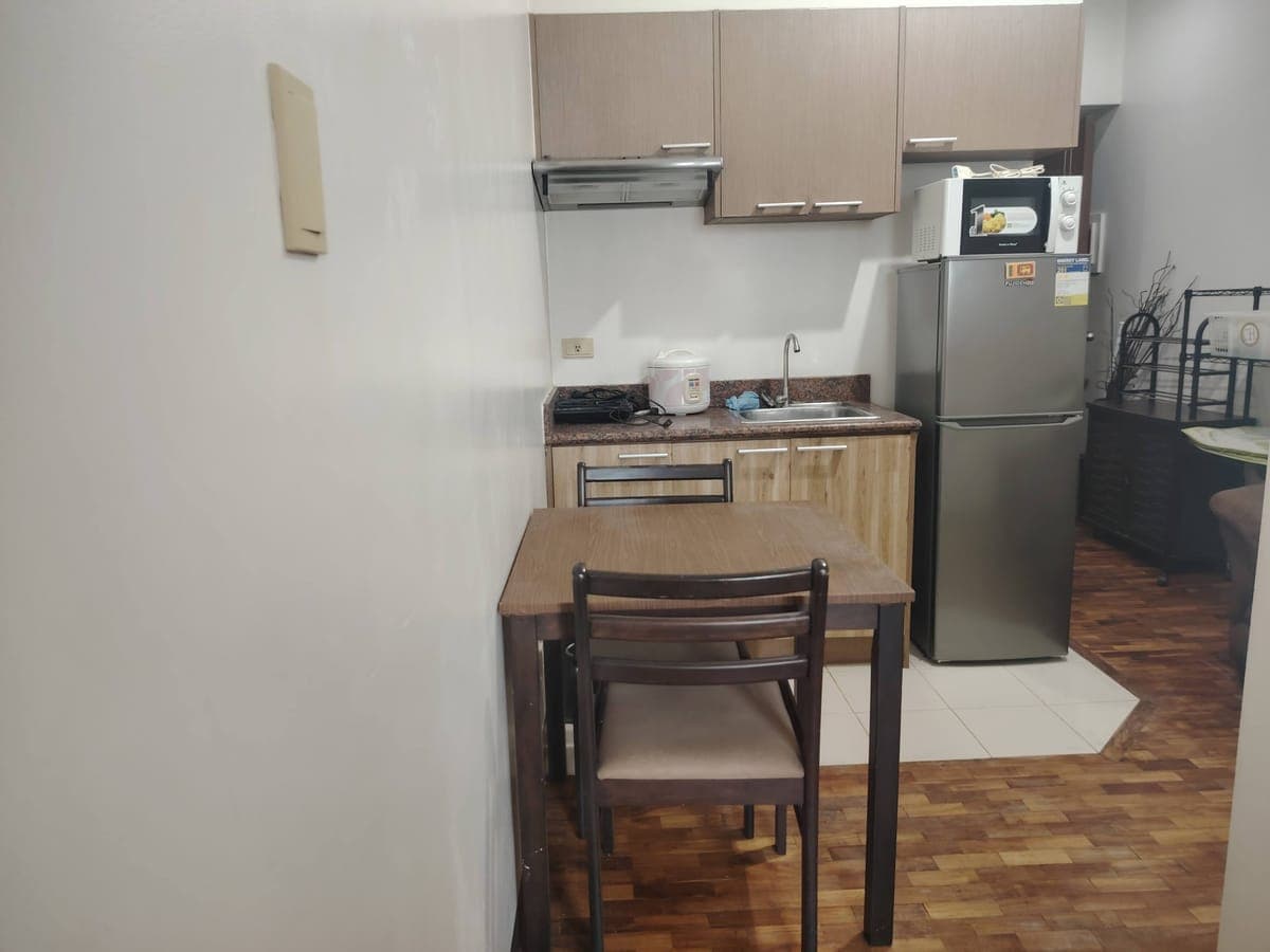 Studio Unit For Rent - photo 11