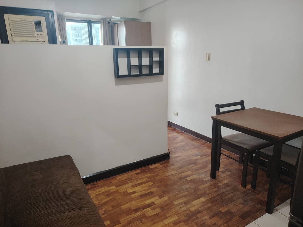 Studio Unit For Rent - photo 4