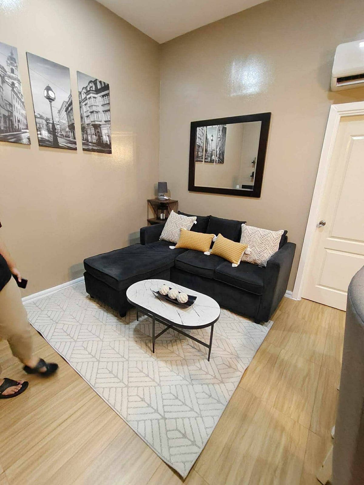 2bdrm gramercy residences 70sqm for 65k. This is penthouse unit. - photo 1