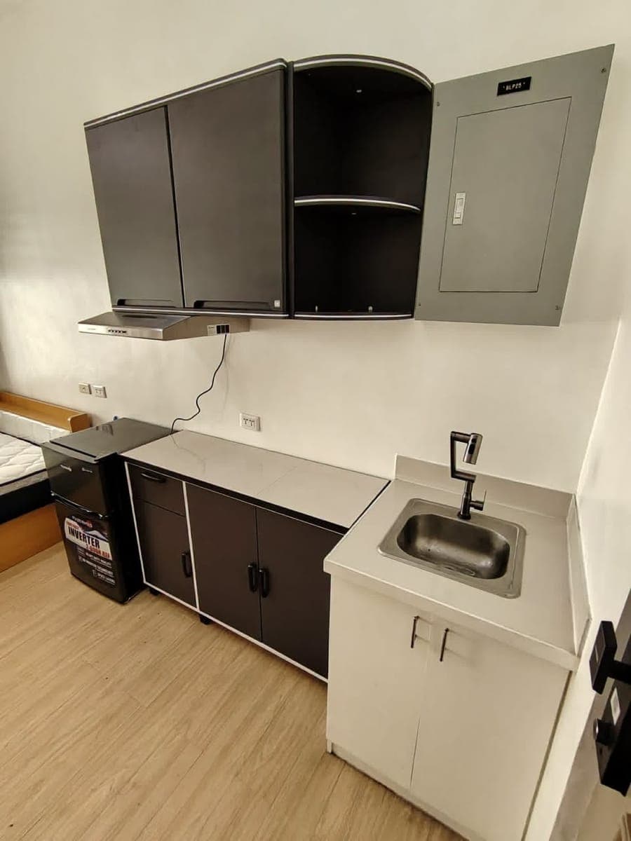 FOR RENT - photo 1
