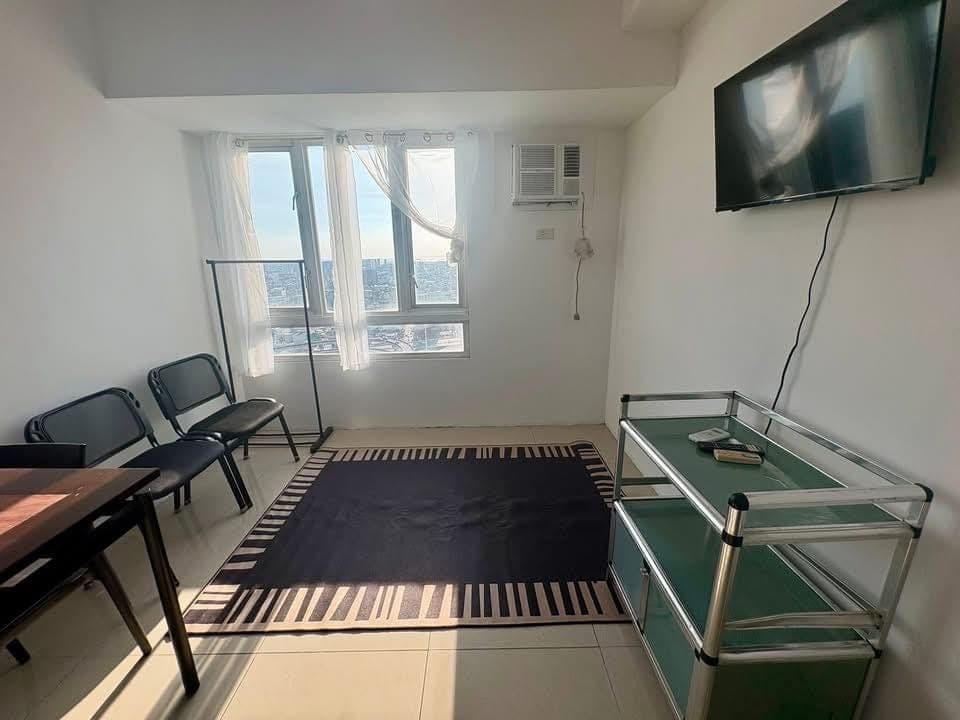 For Rent:The Beacon Fully furnished unit. - photo 6