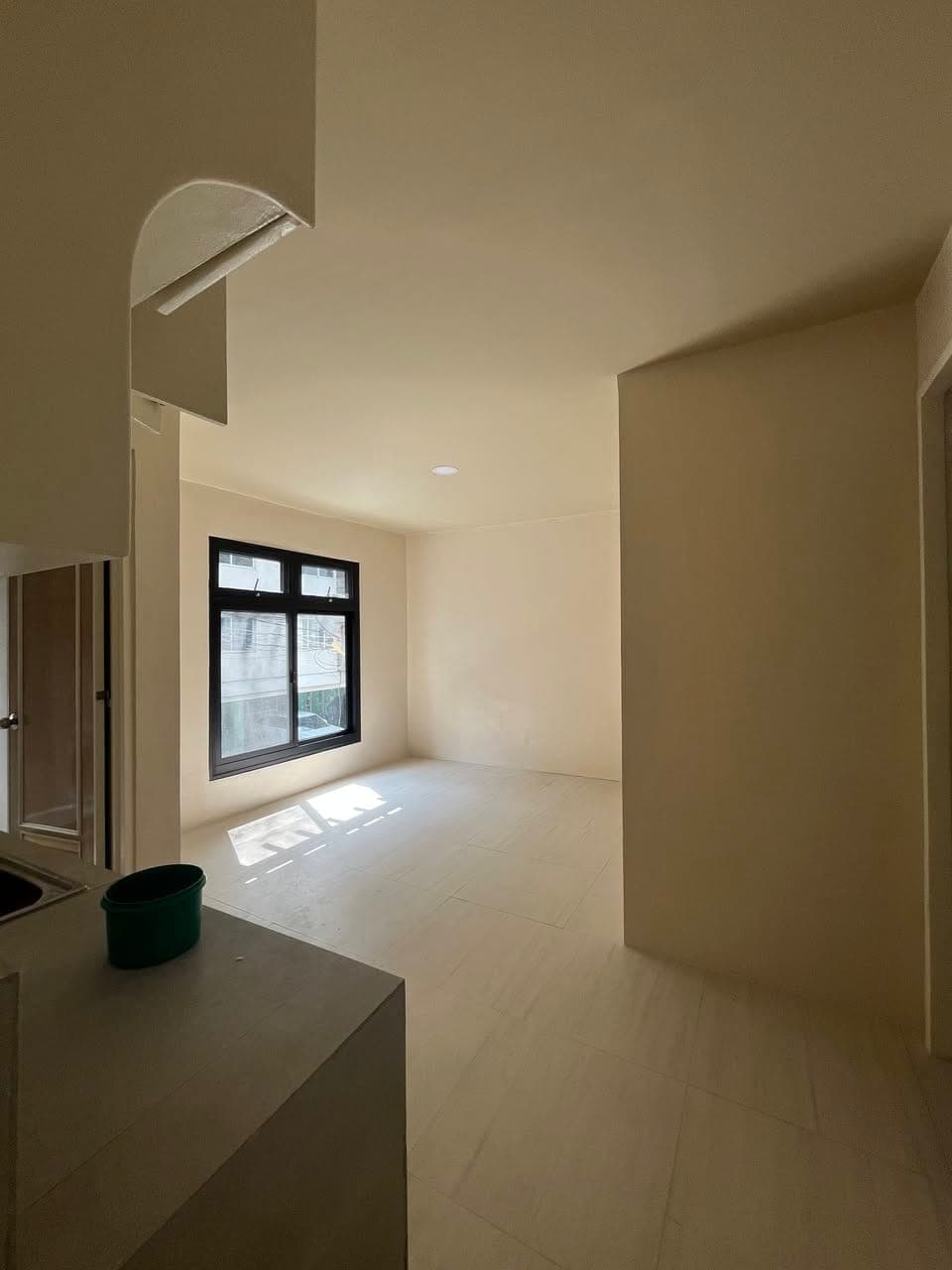 **APARTMENT FOR RENT** - photo 1