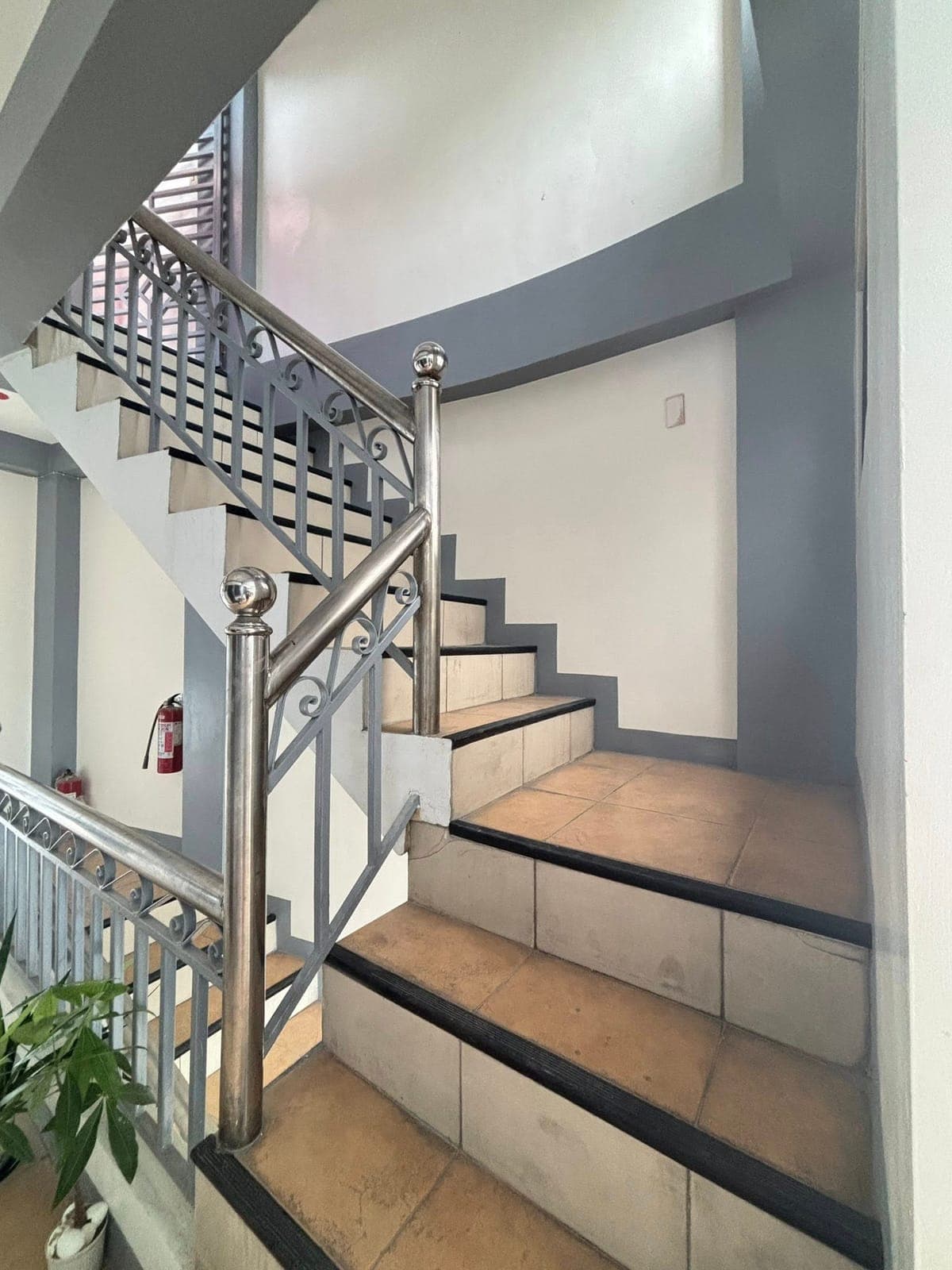 LOOKING FOR TENANTS 🏠 - photo 3