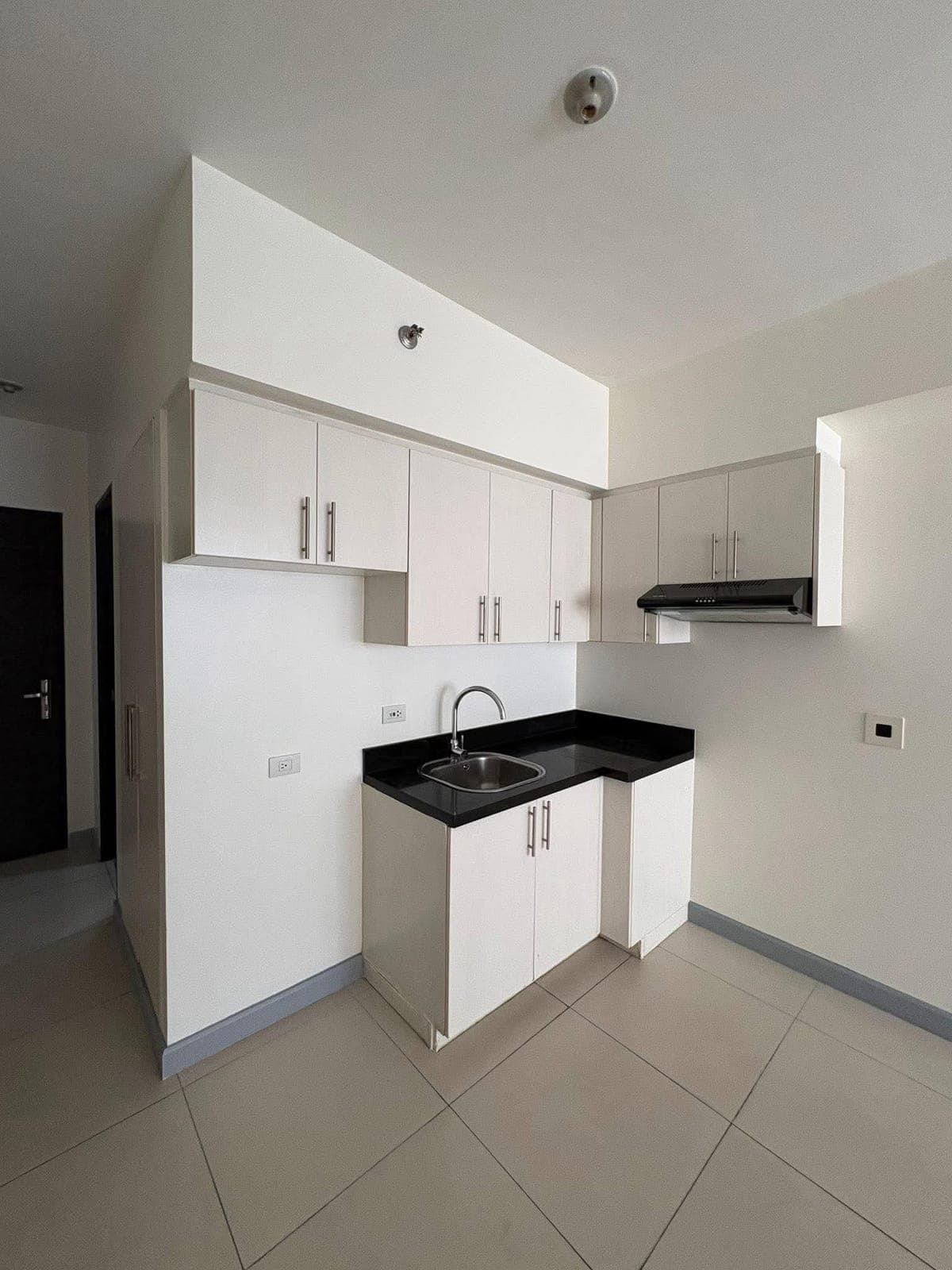 FOR LONG TERM RENT - photo 1