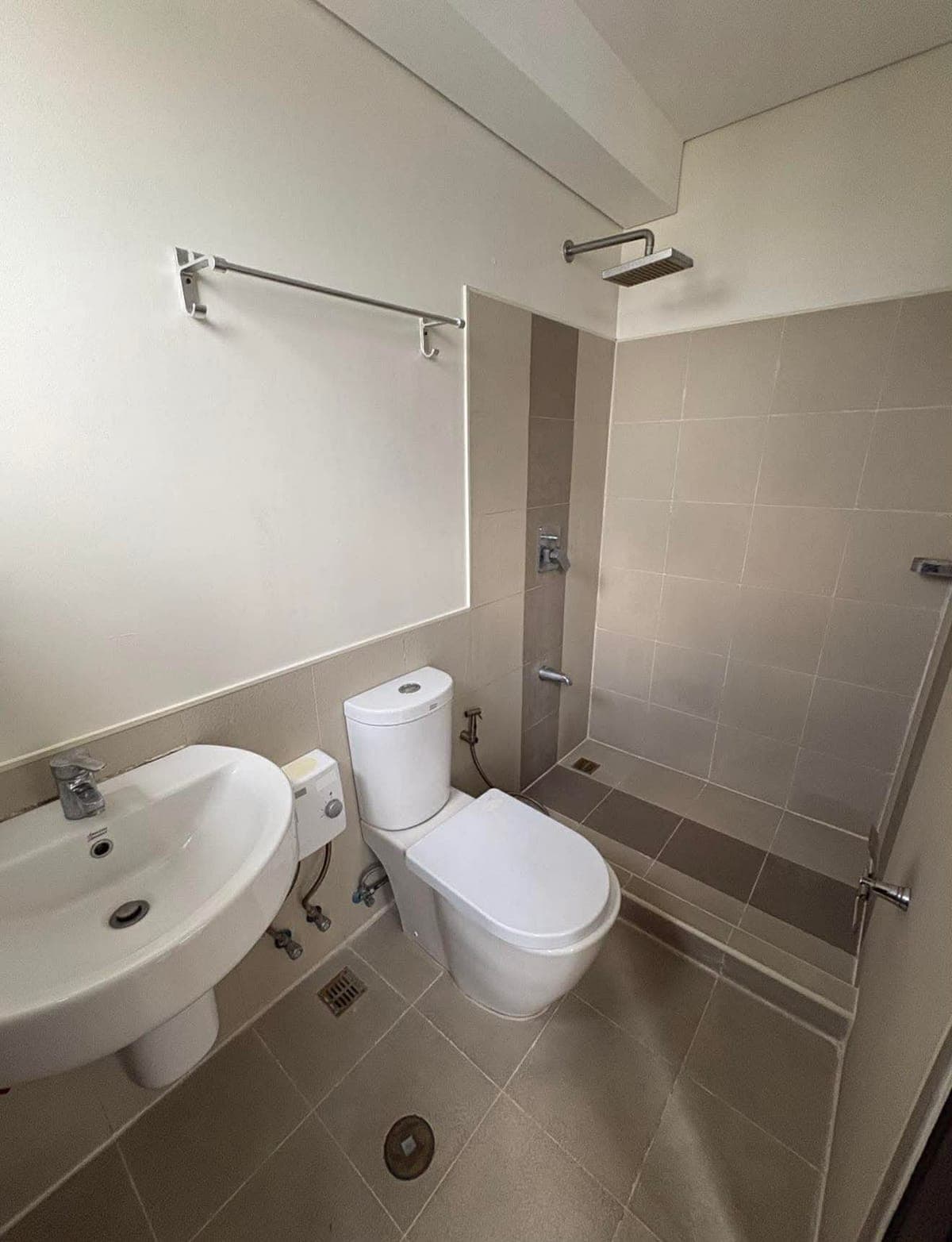 FOR LONG TERM RENT - photo 2