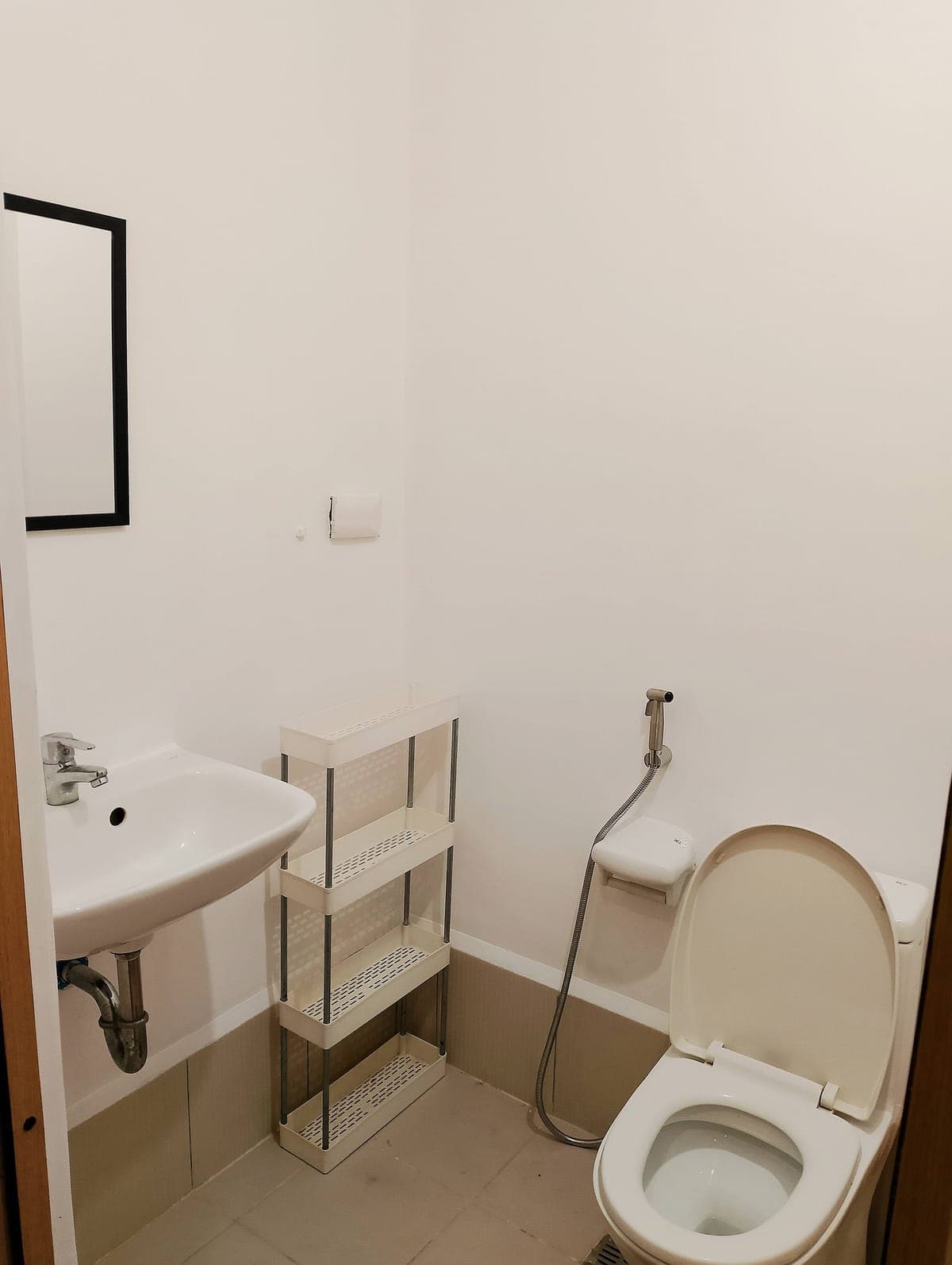 AFFORDABLE UNIT FOR RENT / LEASE: - photo 2