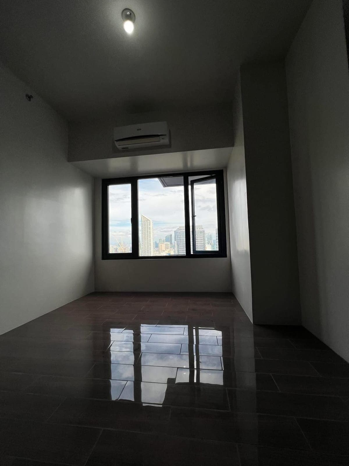 ₱20K MONTHLY‼️ | HIGH-FLOOR 1BR AT AIR RESIDENCES - MAKATI CBD - photo 5