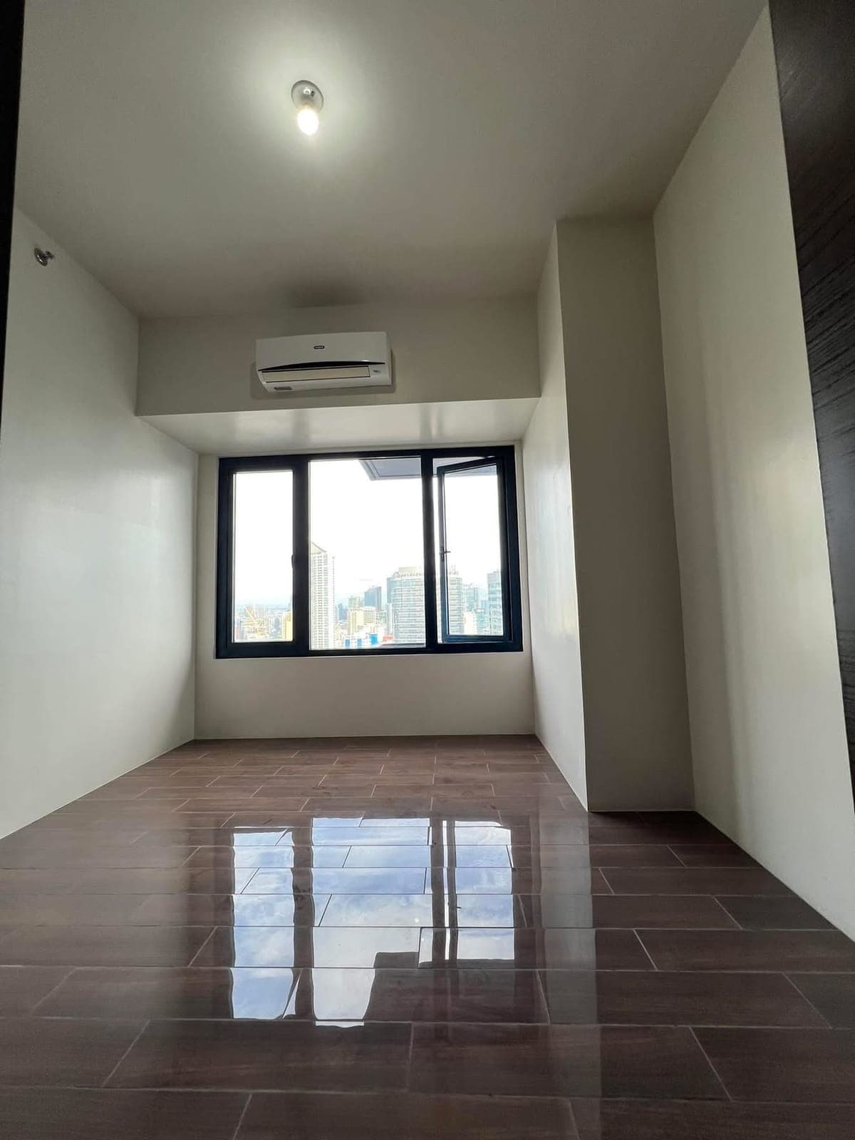 ₱20K MONTHLY‼️ | HIGH-FLOOR 1BR AT AIR RESIDENCES - MAKATI CBD - photo 10