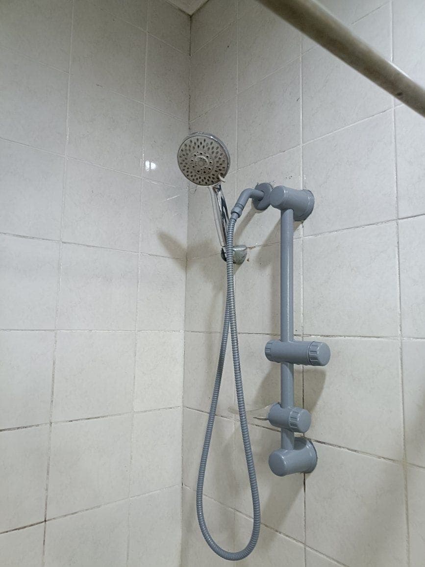 Room for rent boundary Makati/manila near palanan makati near la Salle Taft near lrt Vito Cruz Manila - photo 4