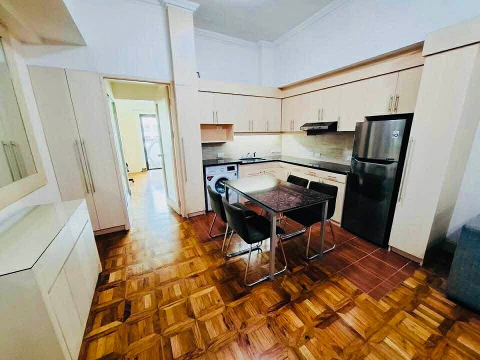 # **FOR LEASE: 1BR BSA Suite - Makati** - photo 8