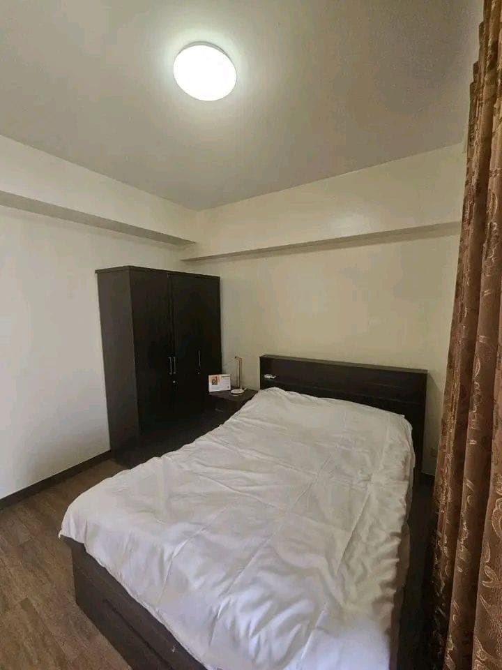 𝐅𝐎𝐑 𝐑𝐄𝐍𝐓 Two Bedroom with Balcony Unit in La Verti Residences - photo 11