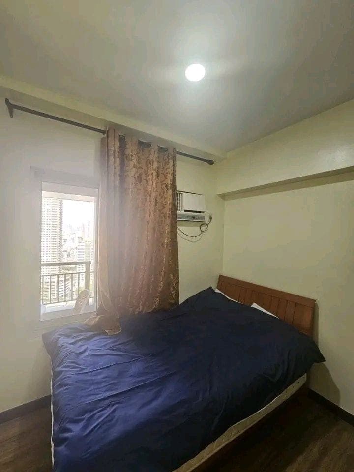 𝐅𝐎𝐑 𝐑𝐄𝐍𝐓 Two Bedroom with Balcony Unit in La Verti Residences - photo 10