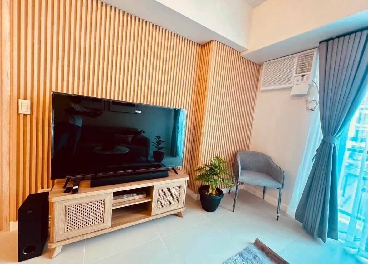 FOR LEASE: Viento at Cerca Tower 1, Alabang - photo 1