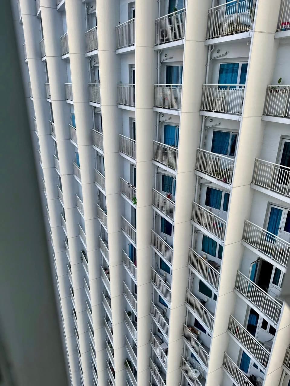 For rent 1 bedroom unit in SMDC Jazz Mall Makati good for couple or small family. - photo 1