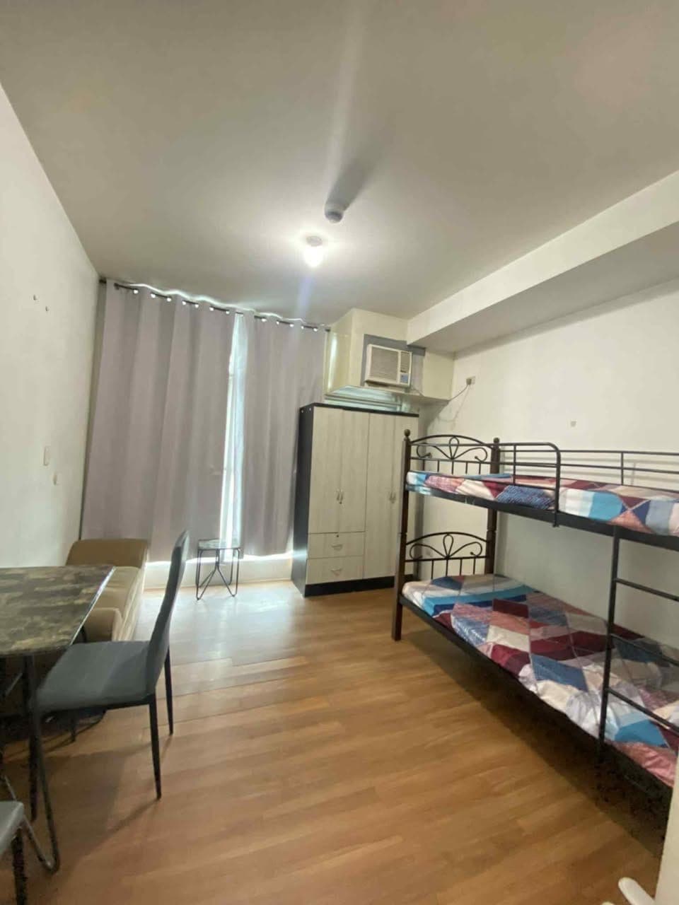 LOOKING FOR REPLACEMENT: LINEAR MAKATI TOWER 1 - photo 4