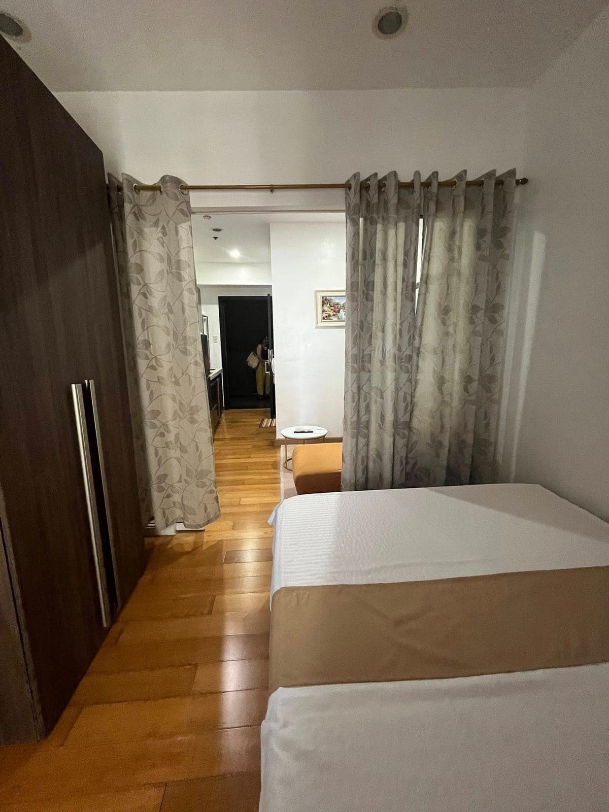 Condo for rent - photo 2