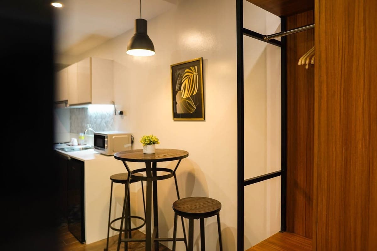STUDIO FOR RENT IN AIR RESIDENCES-MAKATI! - photo 1
