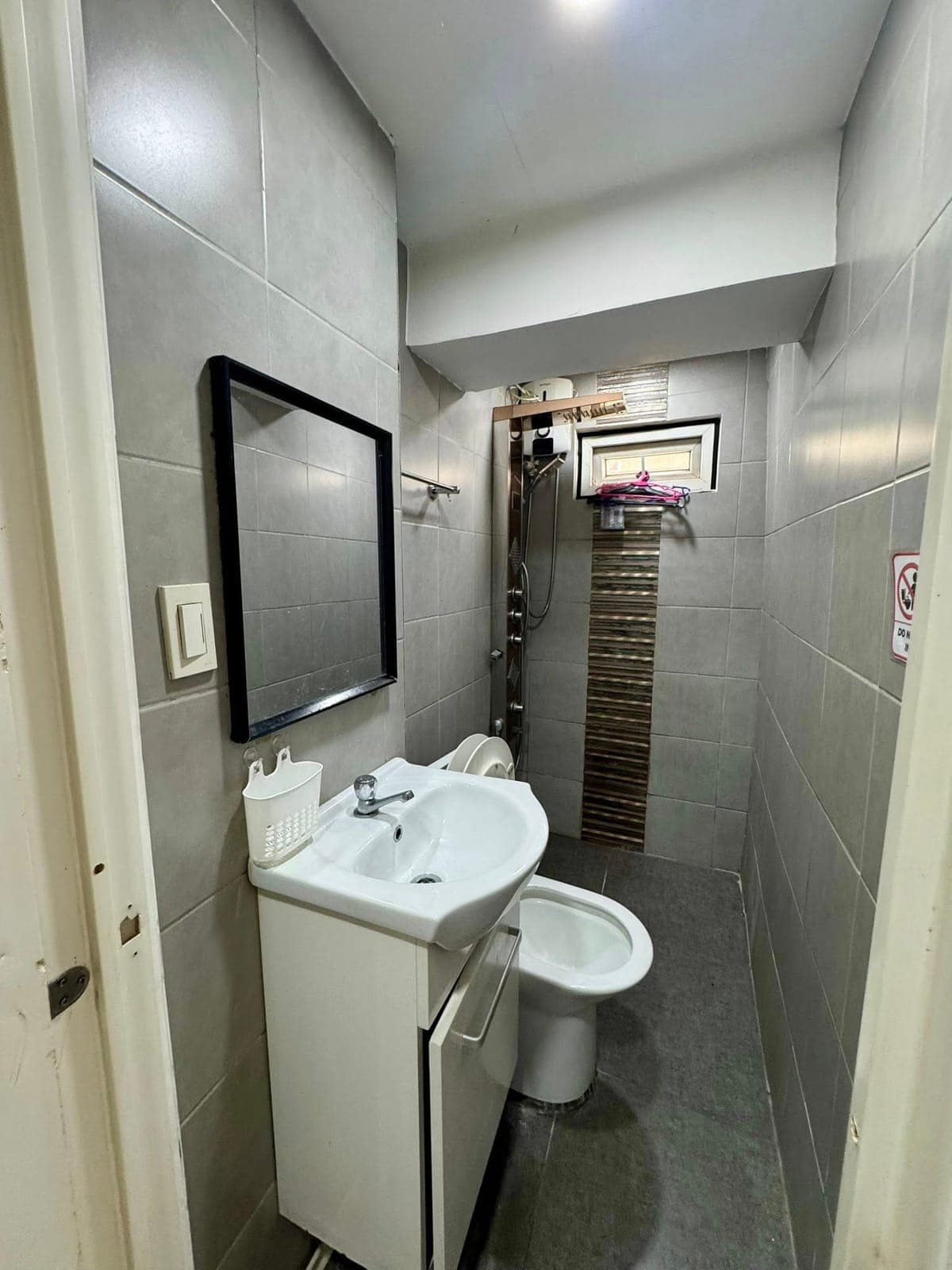 READ!! RUSH!Available for viewing later! 2br 24k/mo 1+1 (1month advance 1 month deposit) pet-friendly - photo 2