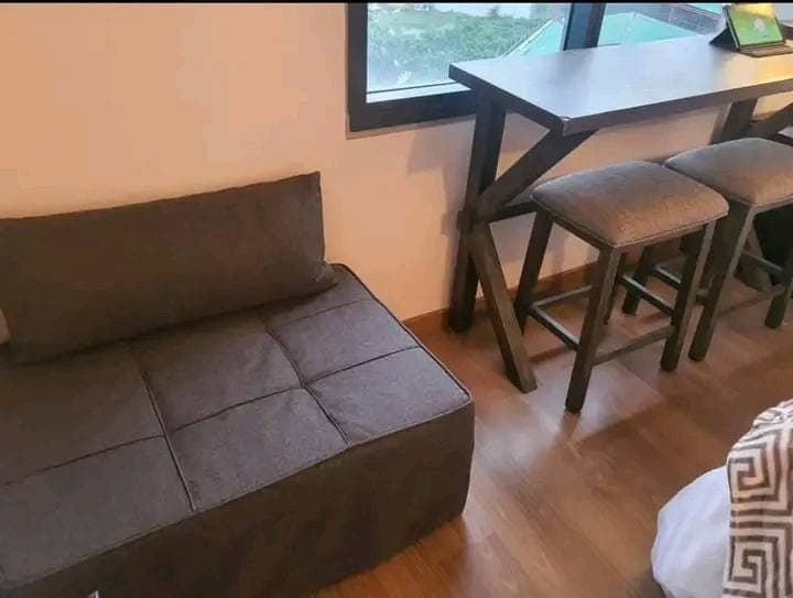 The Rise Makati - photo 10