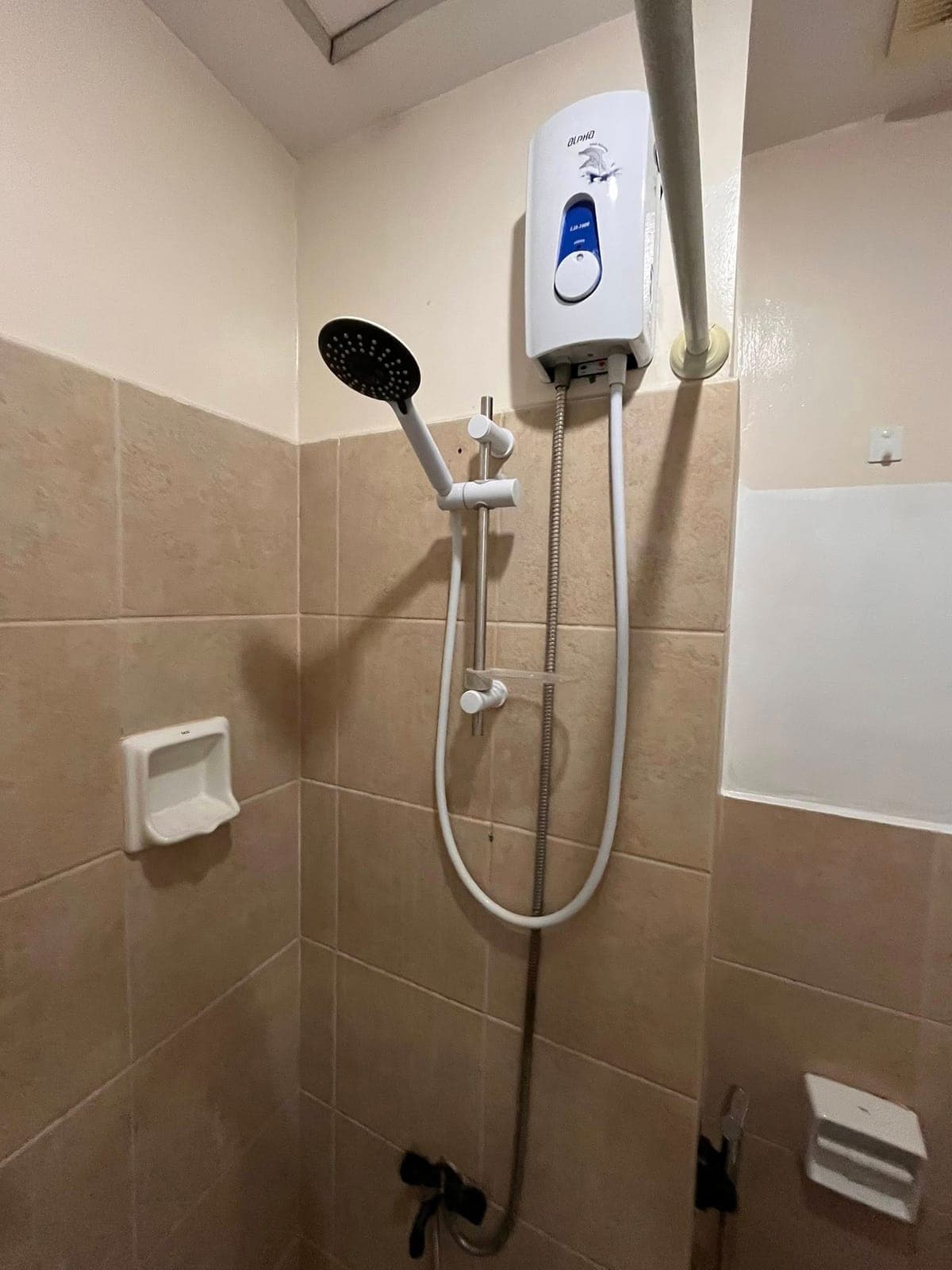 📣 FOR RENT – CONDO UNIT 📣 - photo 4