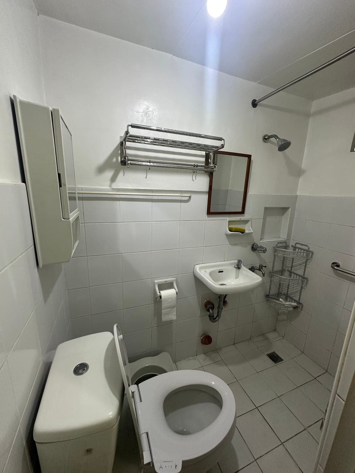 FOR RENT: 92 SQM  @  ₱30,000/MONTH - photo 3