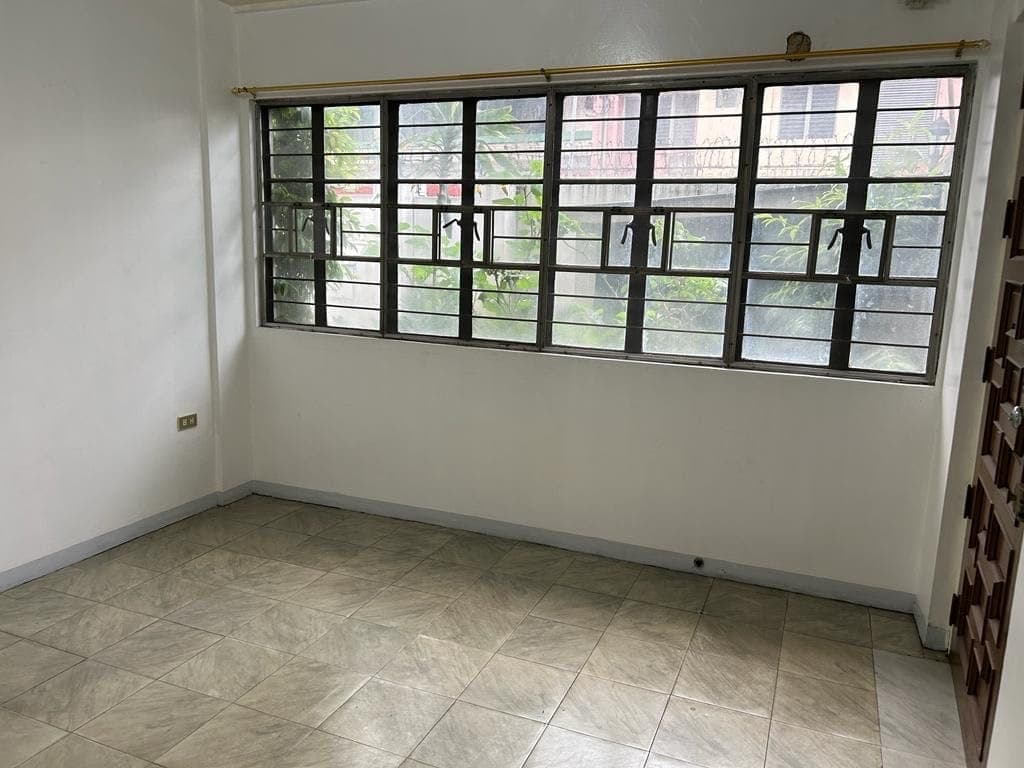 FOR RENT: 92 SQM  @  ₱30,000/MONTH - photo 6