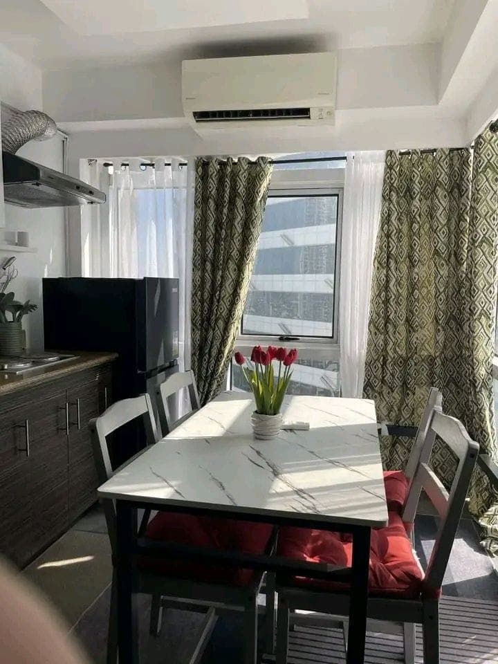𝐅𝐎𝐑 𝐑𝐄𝐍𝐓 Two Bedroom Unit in Fort Victoria BGC. - photo 5