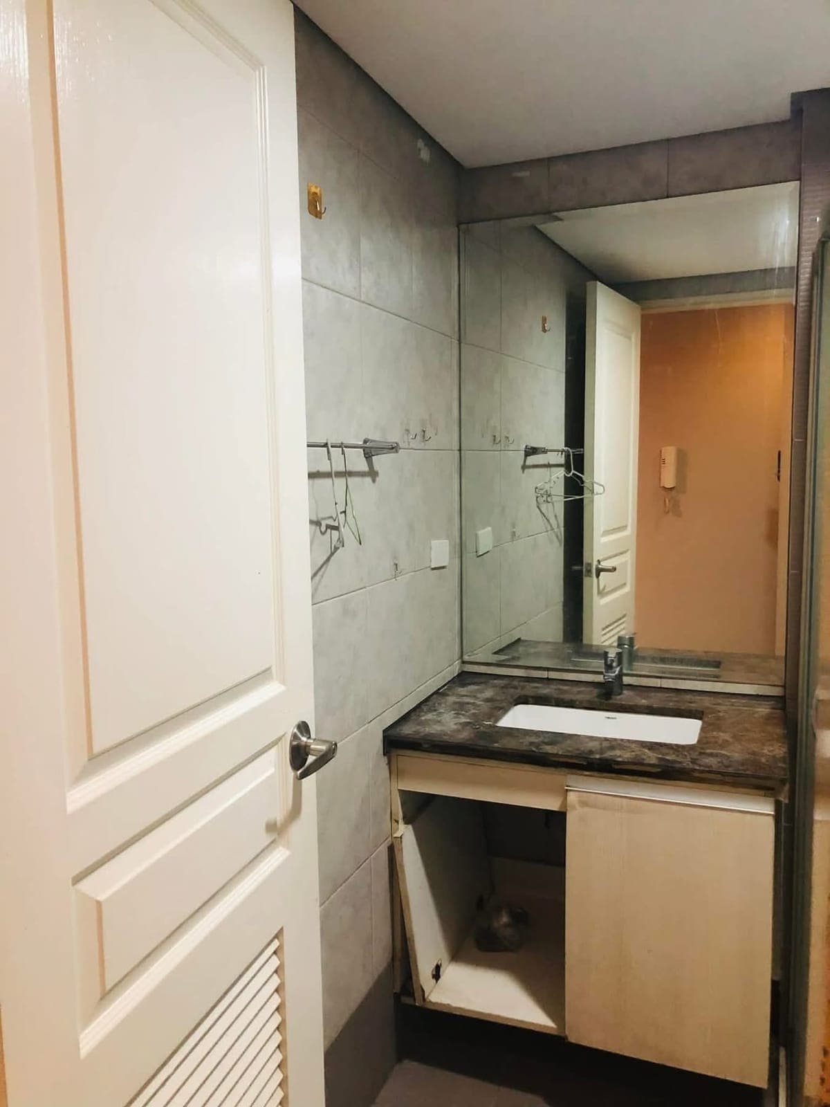 MALE AND FEMALE BEDSPACE IN MONARCH PARKSUITES‼️ - photo 4