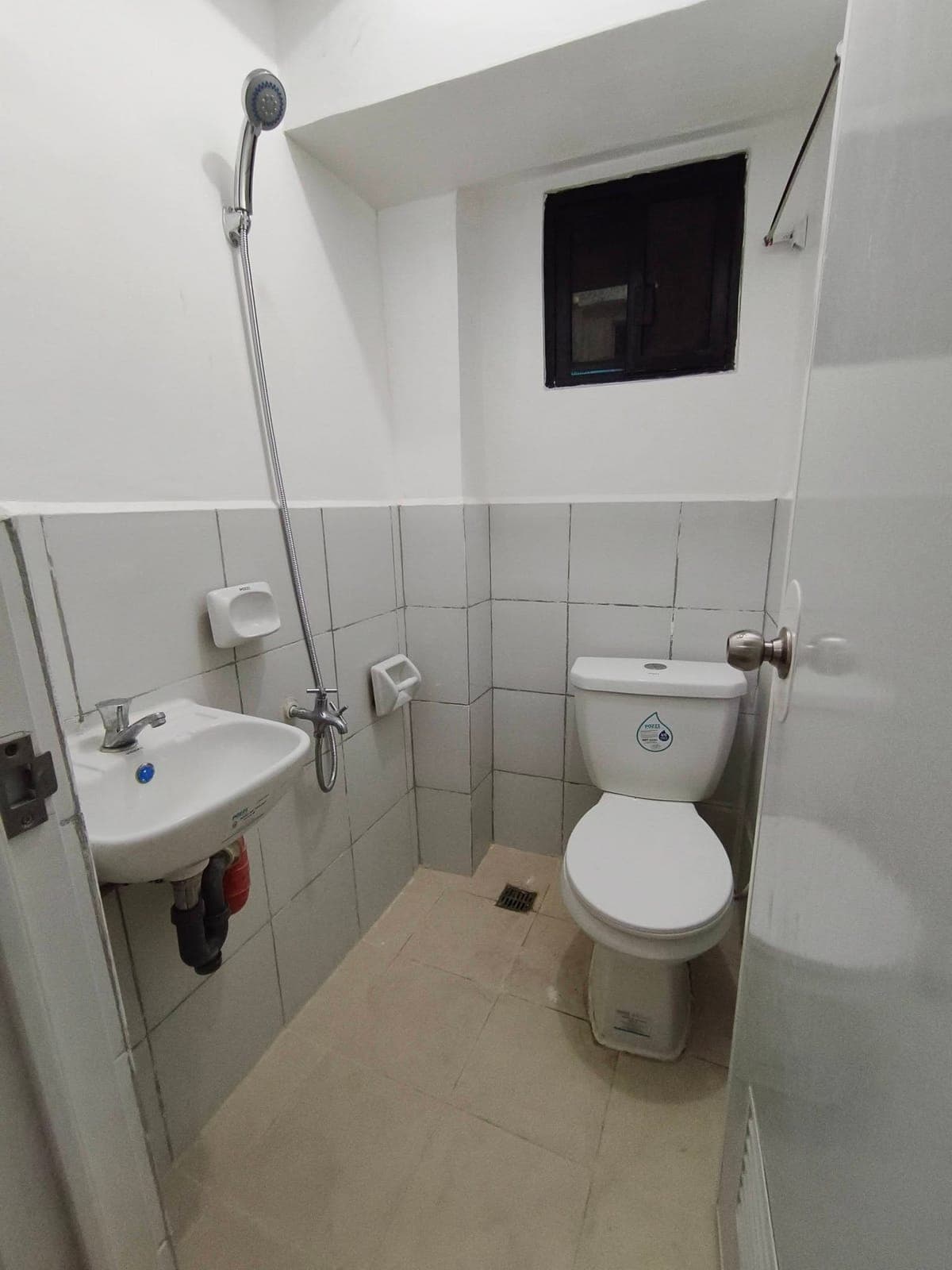 🏠 ROOM & BEDSPACE FOR RENT 🏠 - photo 4