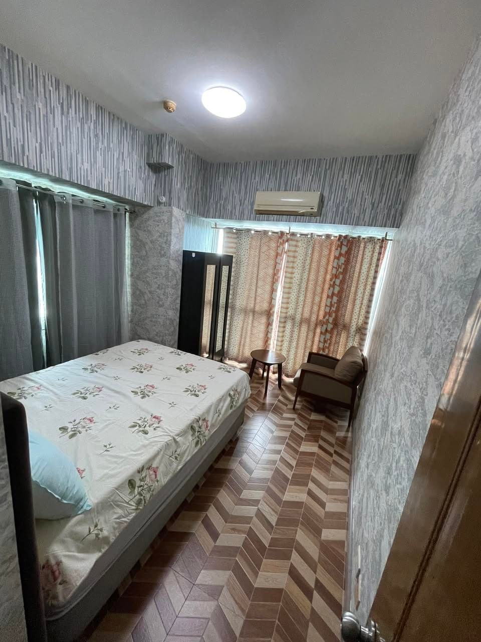 * FOR RENT! Available Now! MAKATI City - photo 4