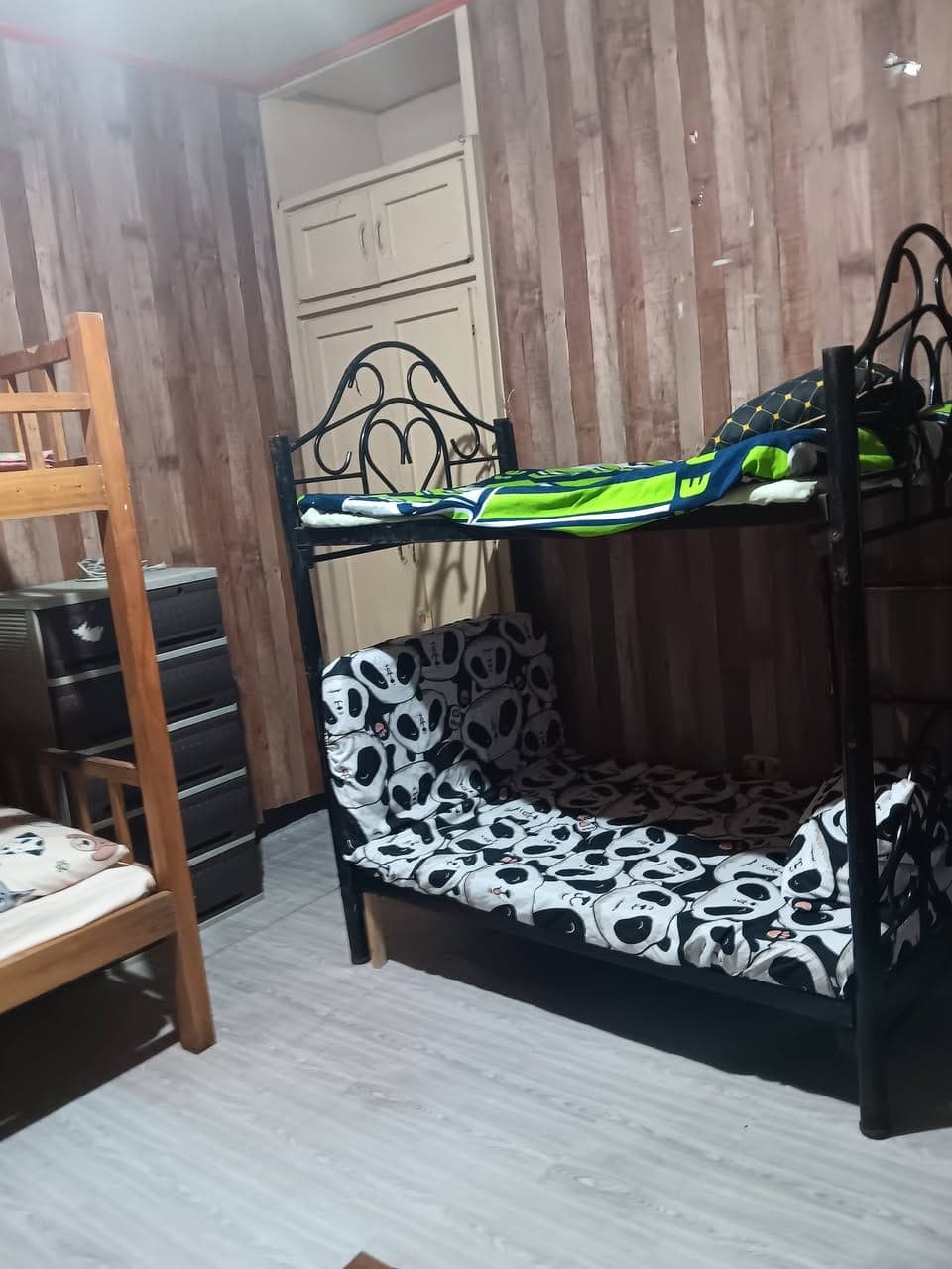 FEMALE BEDSPACE FOR RENT ! - photo 1