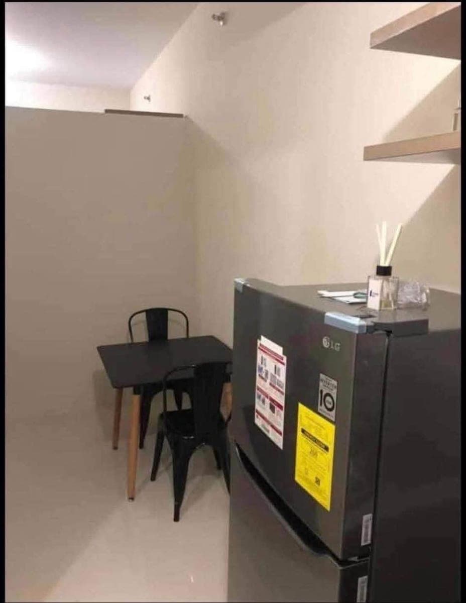 For rent condo near Perpetual University & Hospital in Las Piñas - photo 5