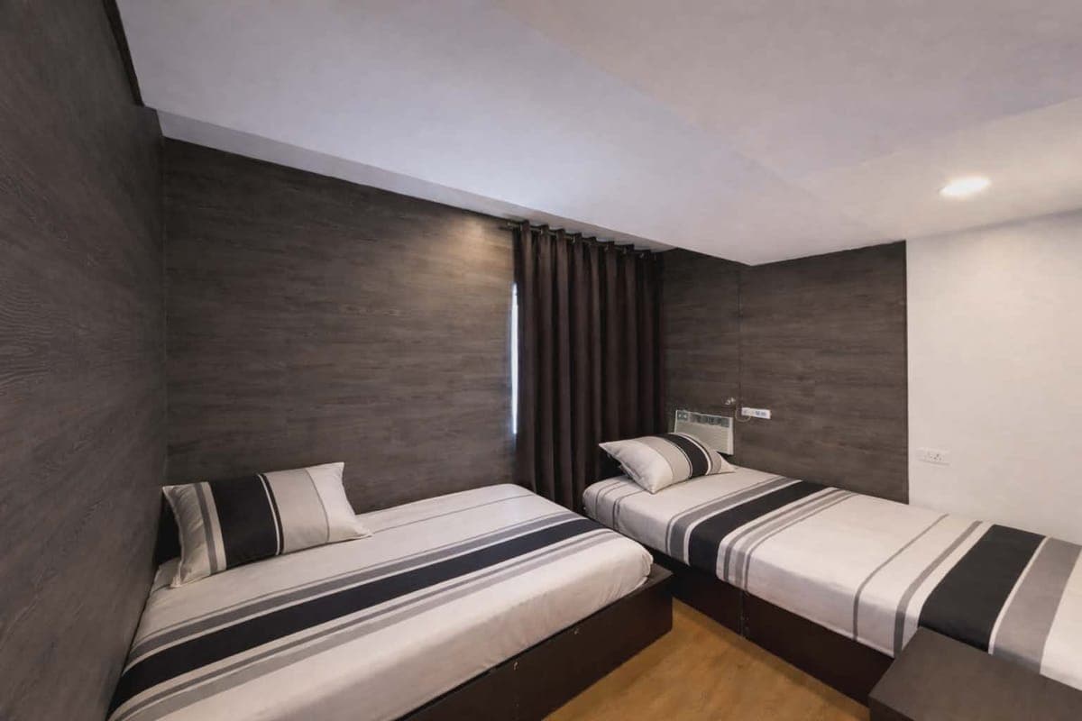 ✨CONDO BED SPACE and SOLO ROOM✨ - photo 6