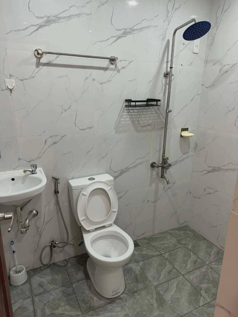 TOWNHOUSE FOR RENT ‼️ - photo 2