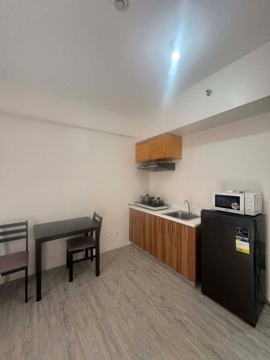 Condo Unit For Rent - photo 2