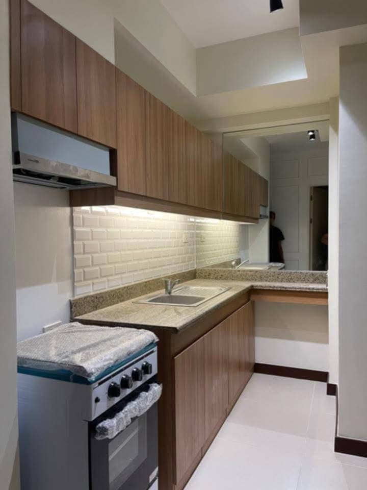 🔆For Rent 2br in Edades Rockwell - photo 3