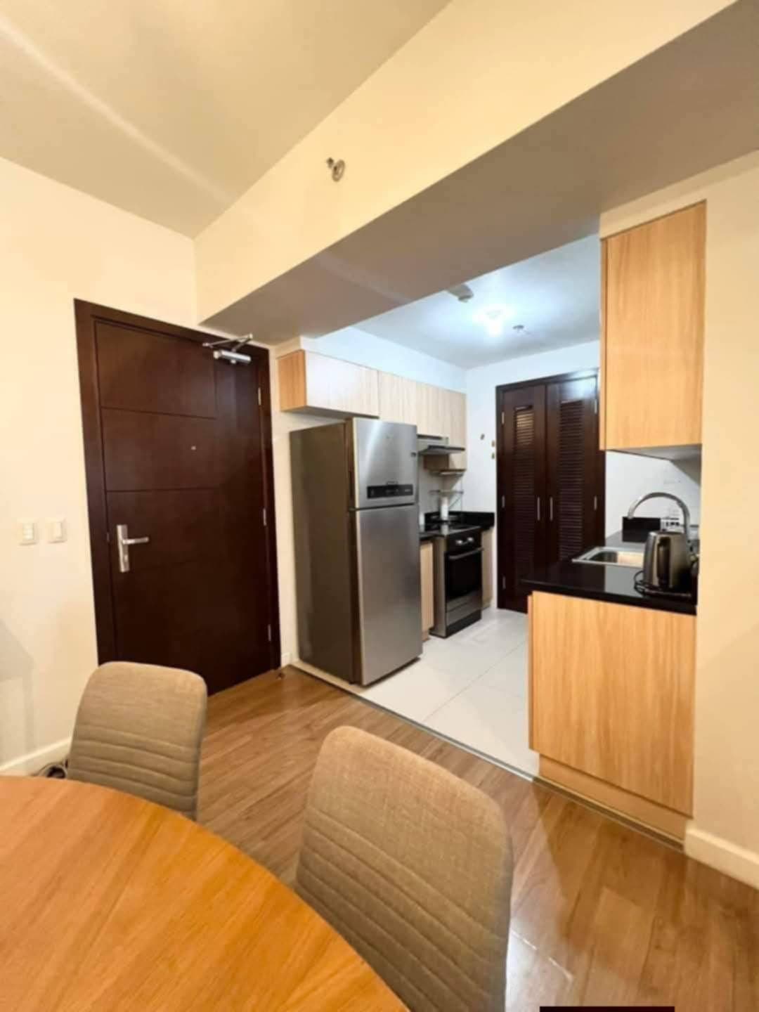 🔆For Rent 2br in Edades Rockwell - photo 10