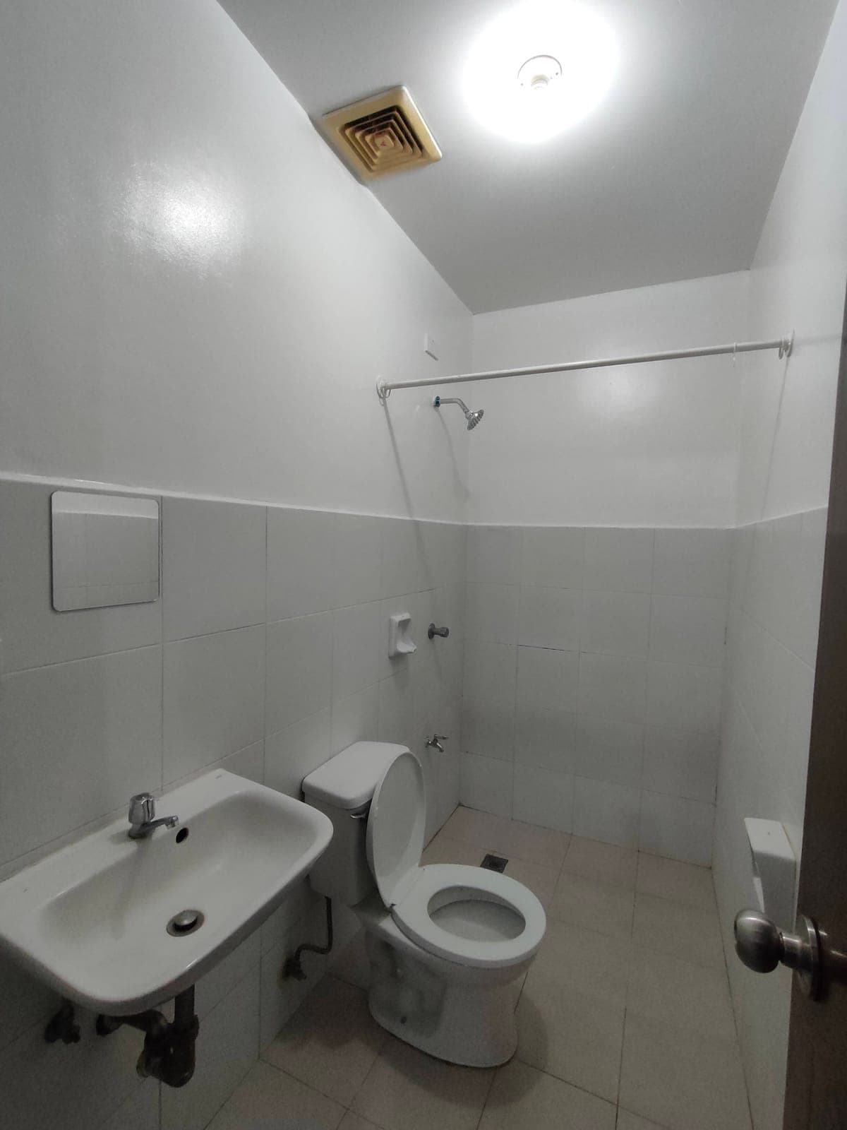 ❗❗ 1 AVAILABLE UNIT ONLY ❗❗ - photo 3