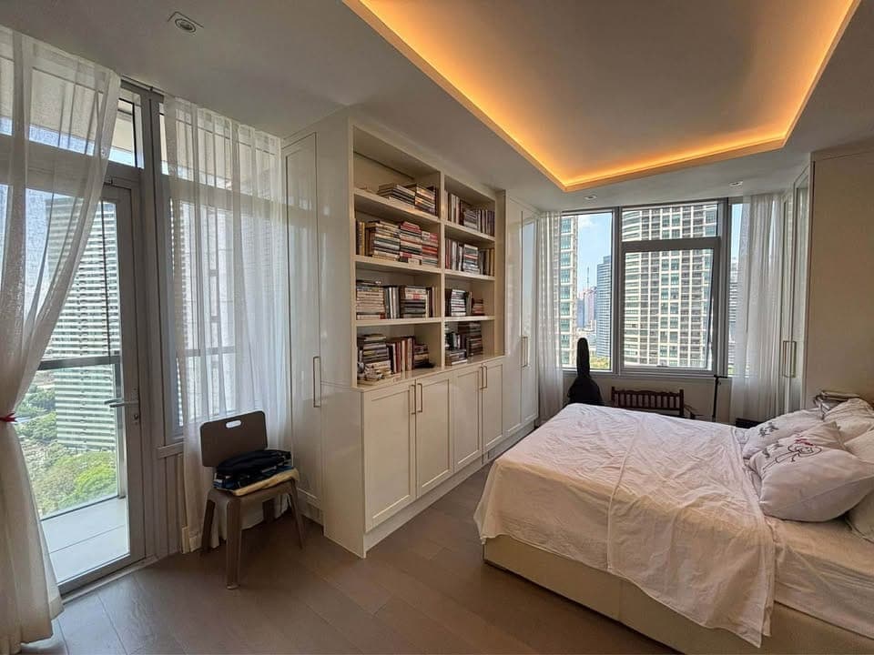 3 - Bedroom Unit in Rockwell The Proscenium Residences - photo 4