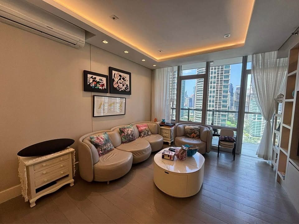 3 - Bedroom Unit in Rockwell The Proscenium Residences - photo 8
