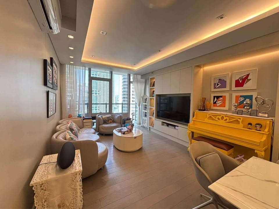3 - Bedroom Unit in Rockwell The Proscenium Residences - photo 9