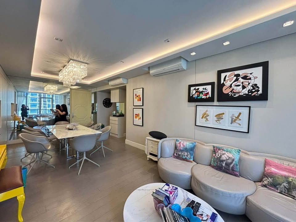 3 - Bedroom Unit in Rockwell The Proscenium Residences - photo 10