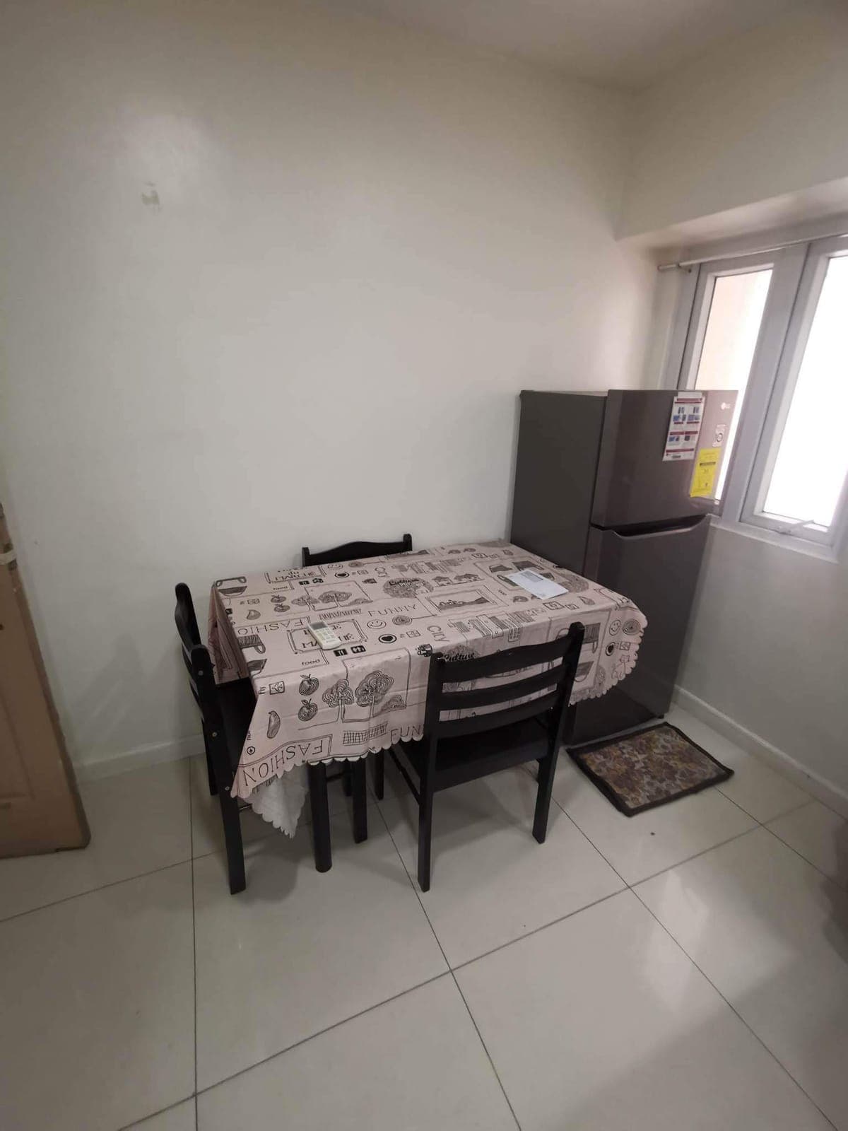 2-bedroom condo for rent in Makati (38sqm) - photo 22