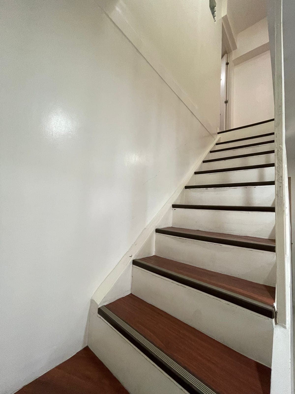 2-bedroom condo for rent in Makati (38sqm) - photo 6